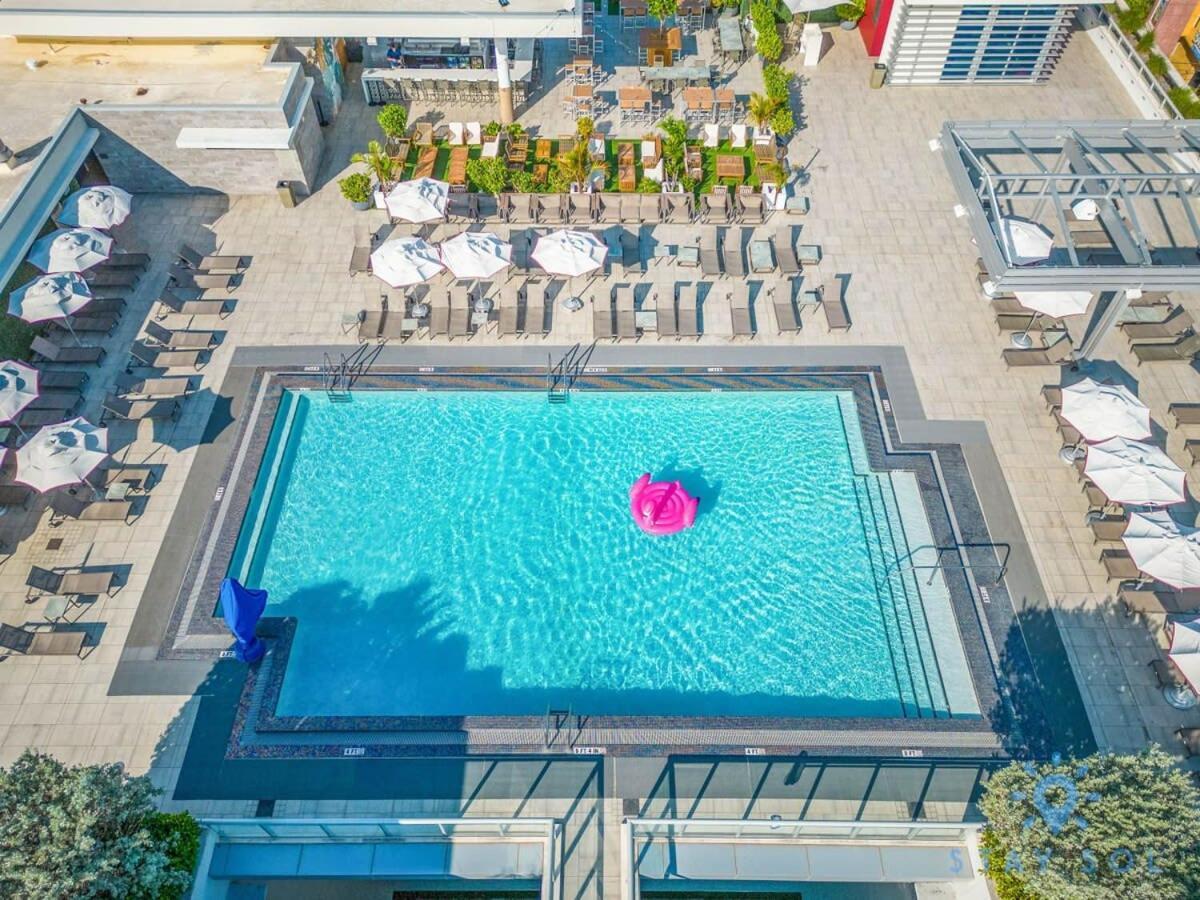 הוליווד Beachfront Resort - Hot Tub & Pool- Near Beach מראה חיצוני תמונה